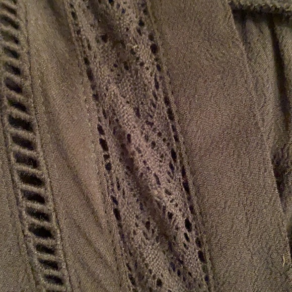 GAP Lace Trimmed Jumpsuit - Picture 10 of 12